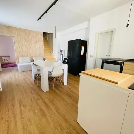 Sdraiati - - Bed and breakfast 4*